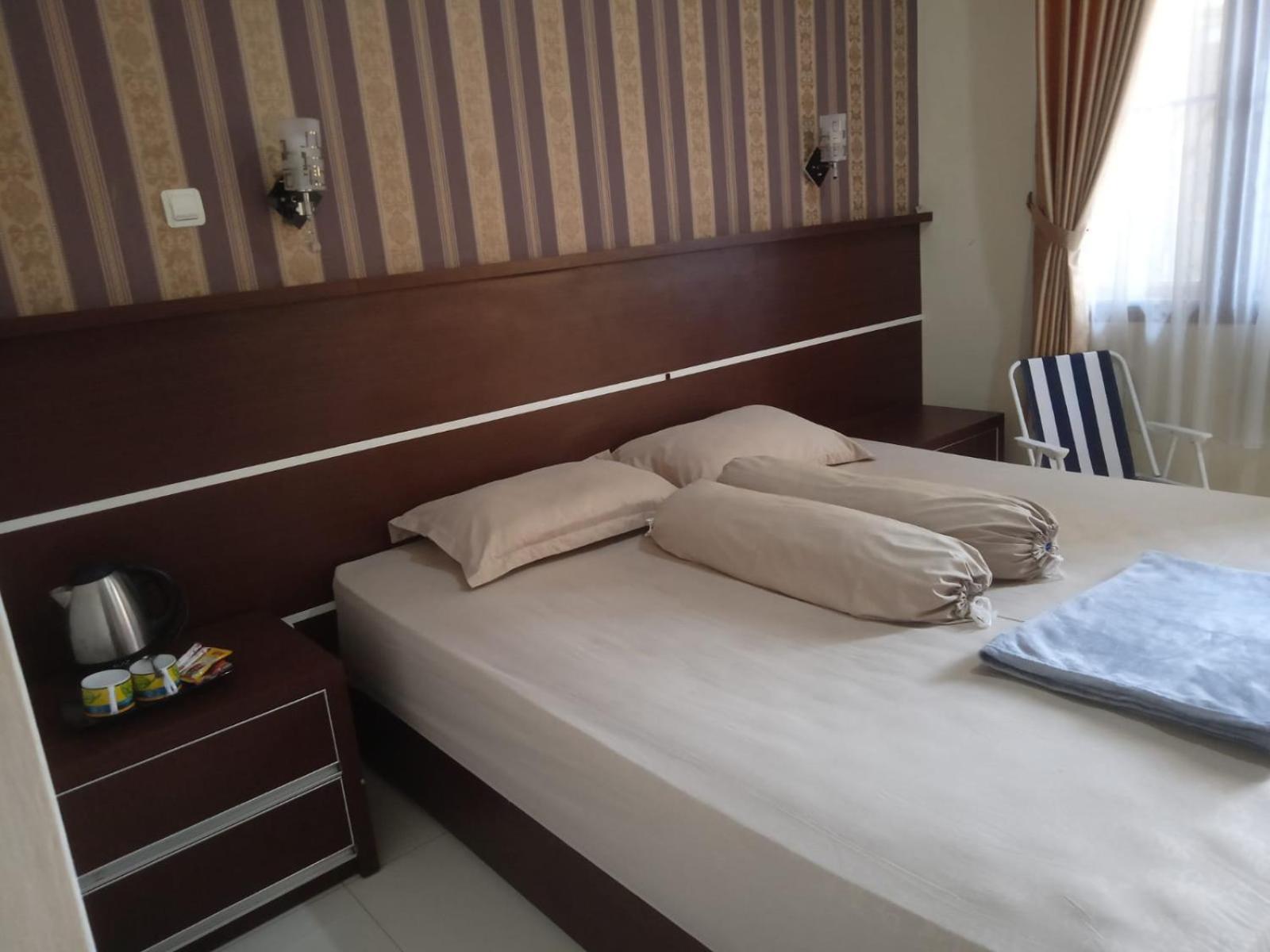 Riki Guesthouse Syari'Ah Jepara Εξωτερικό φωτογραφία